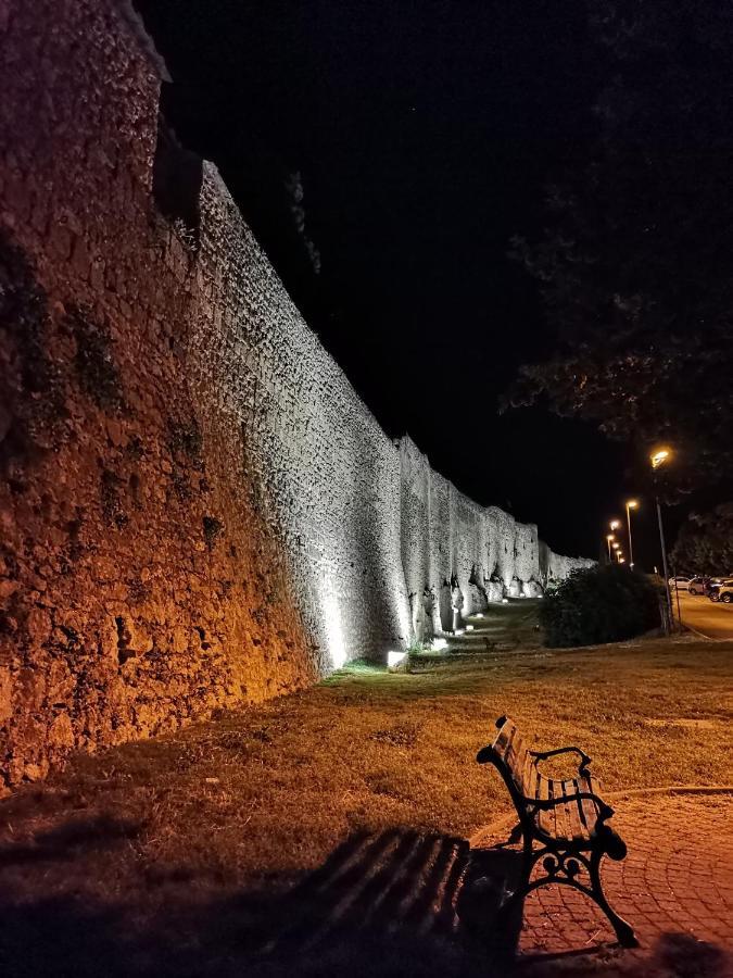 Apartamento Casa Del Palazzo Del Marchese Tarquinia Exterior foto